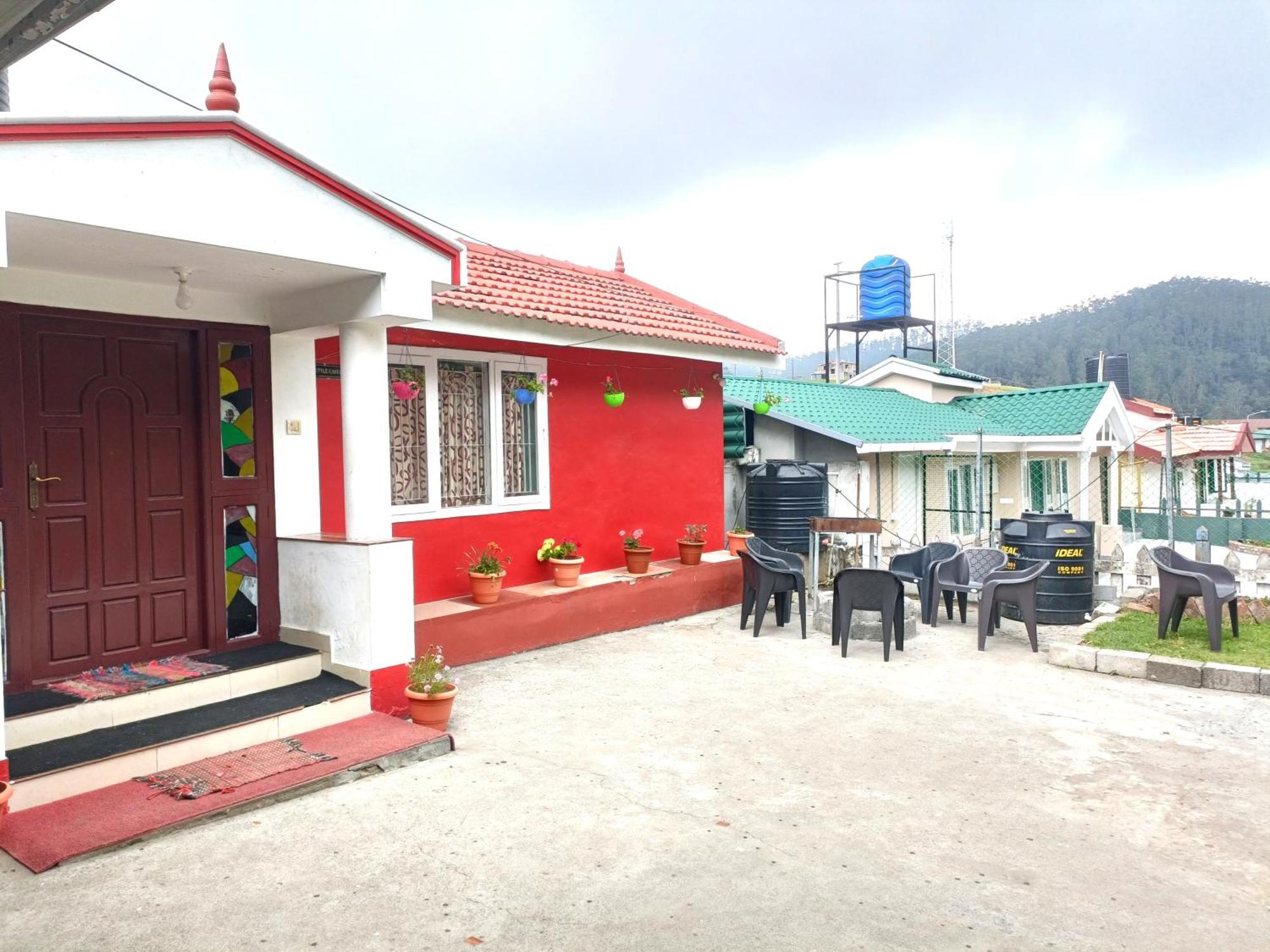 Queens Cottage - Individual Cottage Udagamandalam Exterior foto